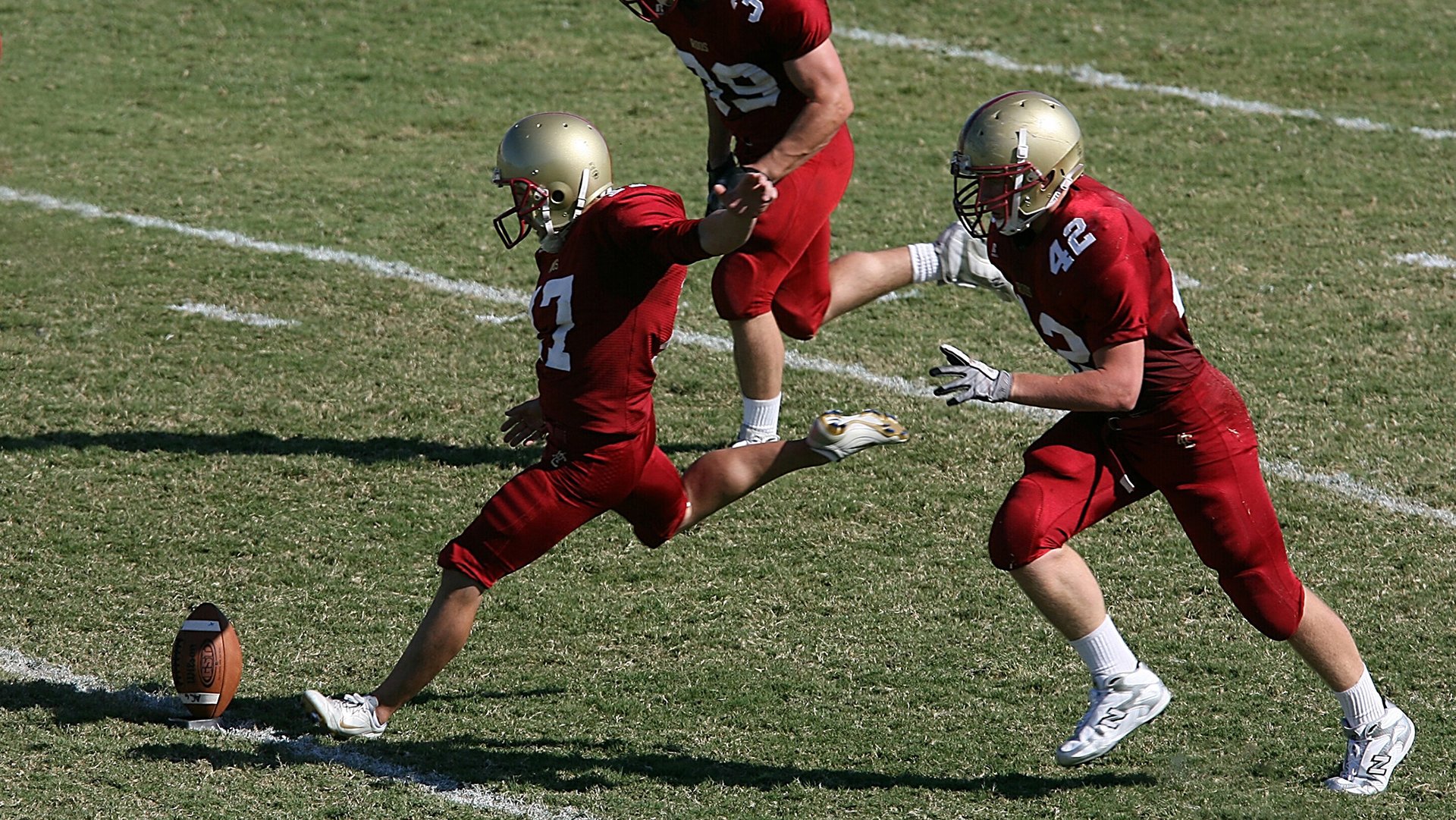 特色篮球展演在全国巡展，增强青少年体育文化认同感，2019年全国青少年校园篮球特色学校